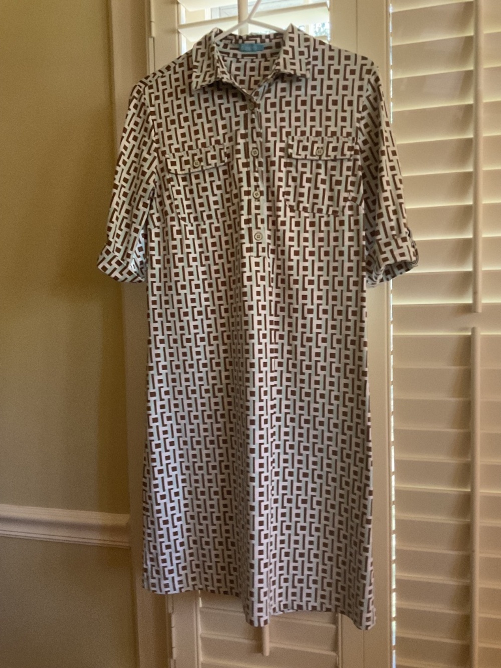 J.McLaughlin Shirt Dress   Size Small  Mint Green, White and Brown